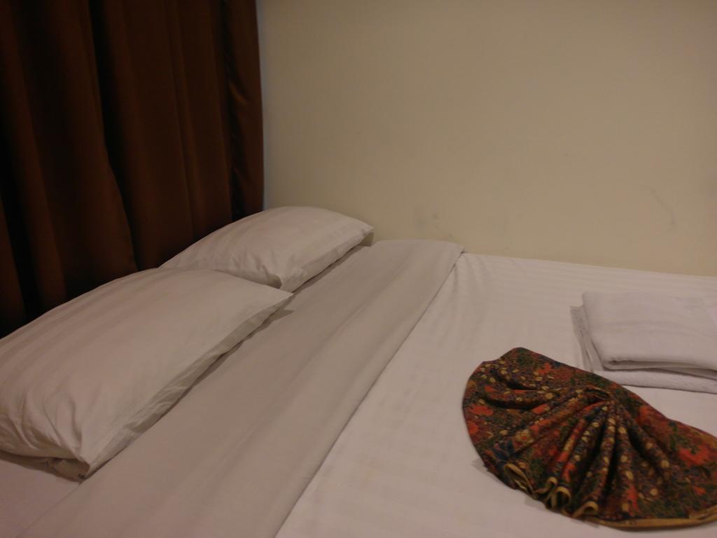 Le Hotel Kota Kinabalu Room photo