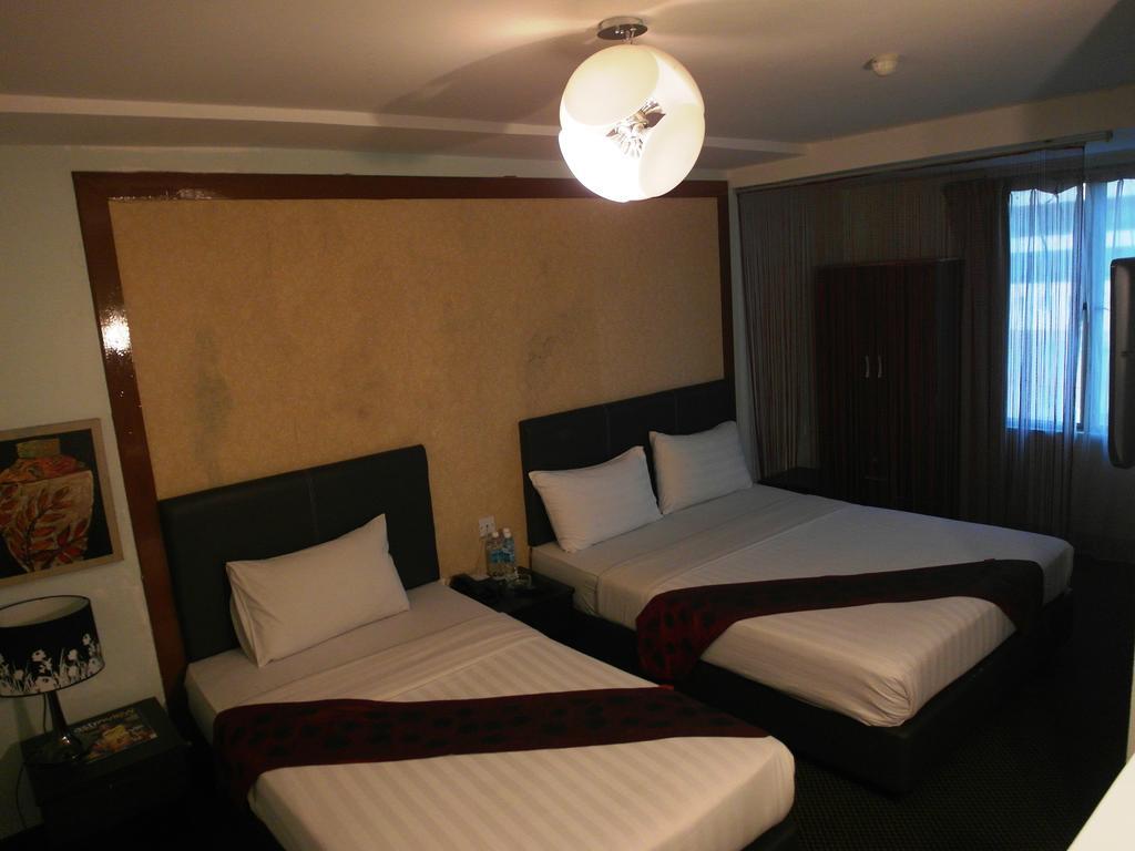 Le Hotel Kota Kinabalu Room photo